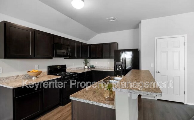 Building Photo - 1504 Chuck Wagon Dr