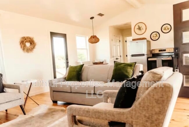 Building Photo - 5100 Fm 1651