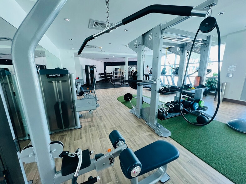 Building Photo - 3301 NE 1st Ave