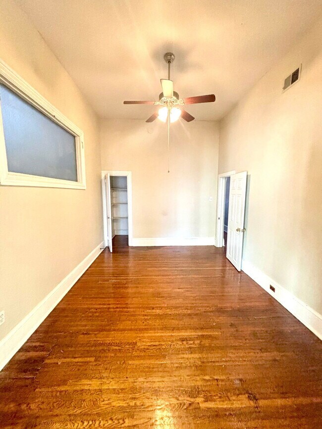 Building Photo - 241 N Queen St