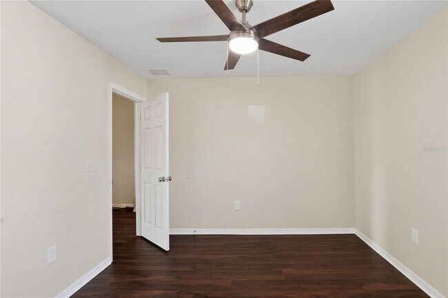 Building Photo - 780 Overlook Grove Dr