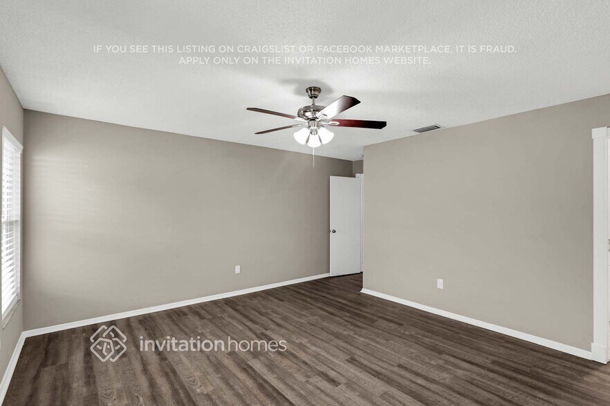 Building Photo - 11911 Hickorynut Dr