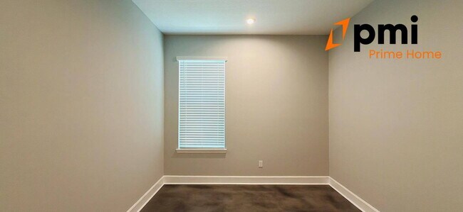 Building Photo - Charming & Spacious Home in one of Clermont’s most desirable neighborhoods.