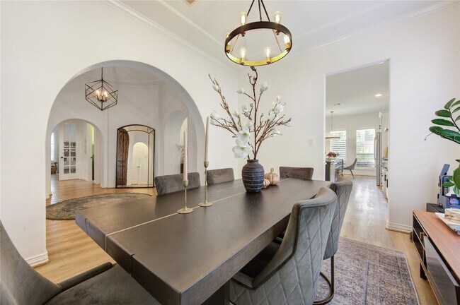 Building Photo - 14510 Tivoli Dr