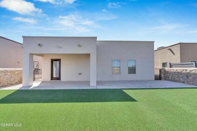 Building Photo - 3728 Loma Jacinto