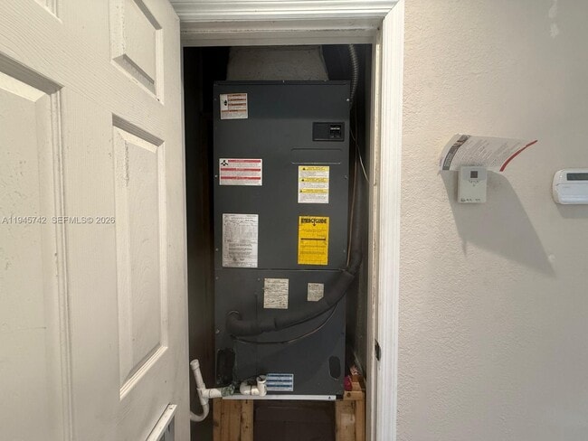 Building Photo - 2140 NE 183rd St