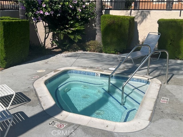 Building Photo - 2248 Tulip Ave