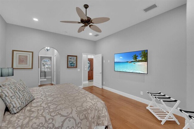 Building Photo - 2436 Deborah Dr