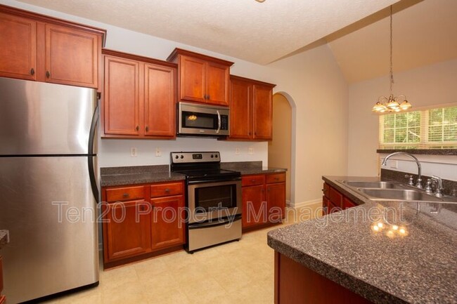 Building Photo - 54 Apache Trail