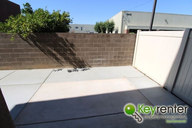 Building Photo - 3234 Sher Ct