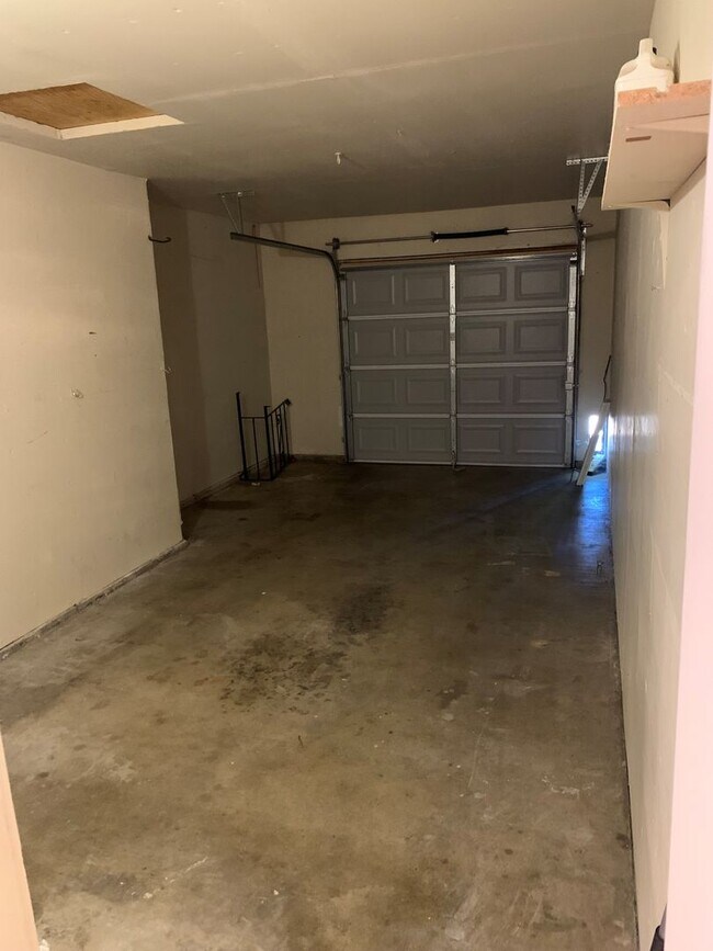 Building Photo - 7533-7535 Gallant Circle