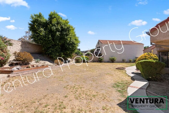 Building Photo - Clean 3-Bedroom, 2 Baths with large yard in Moorpark – Comfort & Convenience Await!