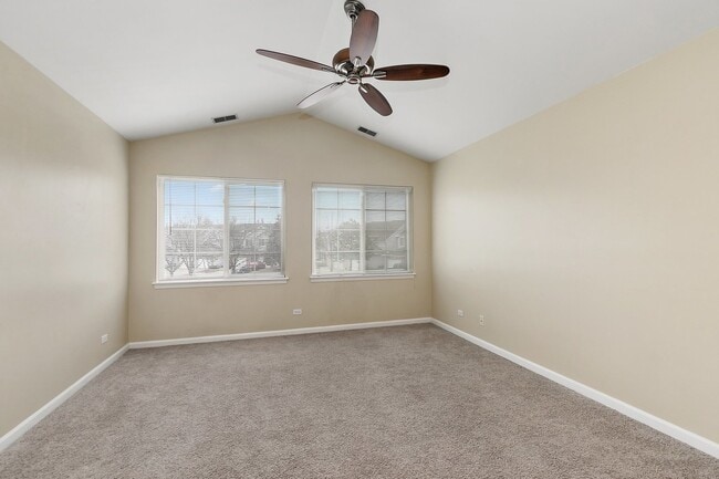 Building Photo - 240 Camel Bend Ct