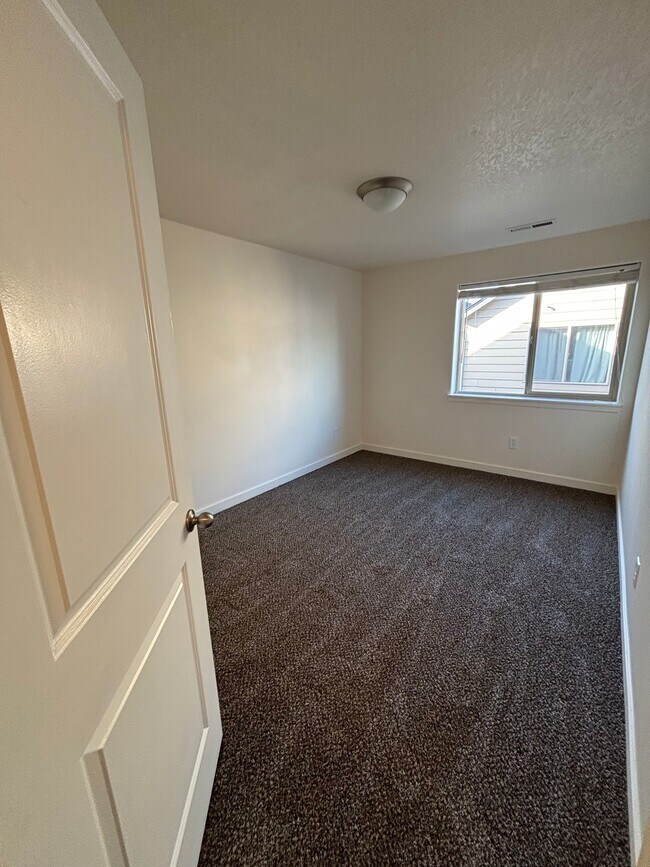 Bedroom 2 from hall - 13110 NE 25th St