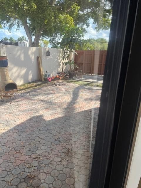 Building Photo - 1701 NW 92nd Ave