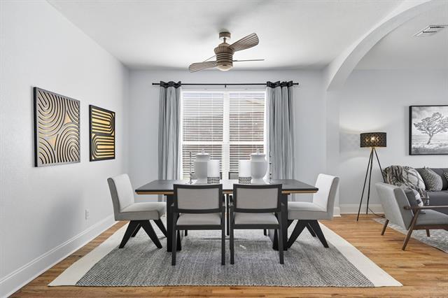 Building Photo - 529 Roundrock Ln