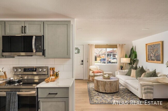 Building Photo - 5210 Quay St