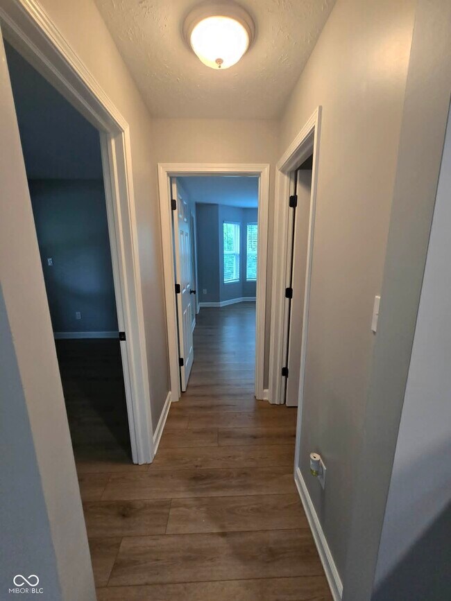 Building Photo - 481 Villa Meadow Dr
