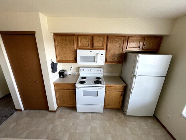 Building Photo - 6005G Chapel Hill Blvd