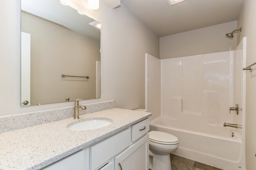 Building Photo - 7011 Harlan Eddy Dr SW