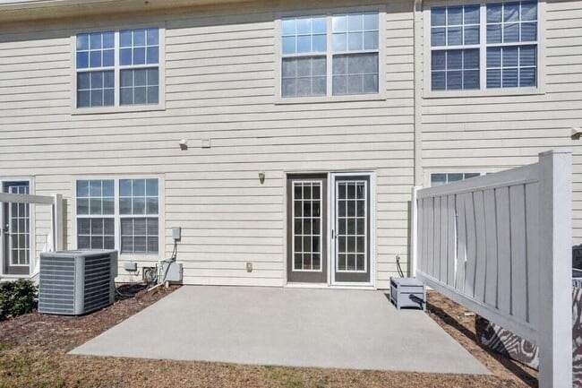 Building Photo - 506 Wingspan Way