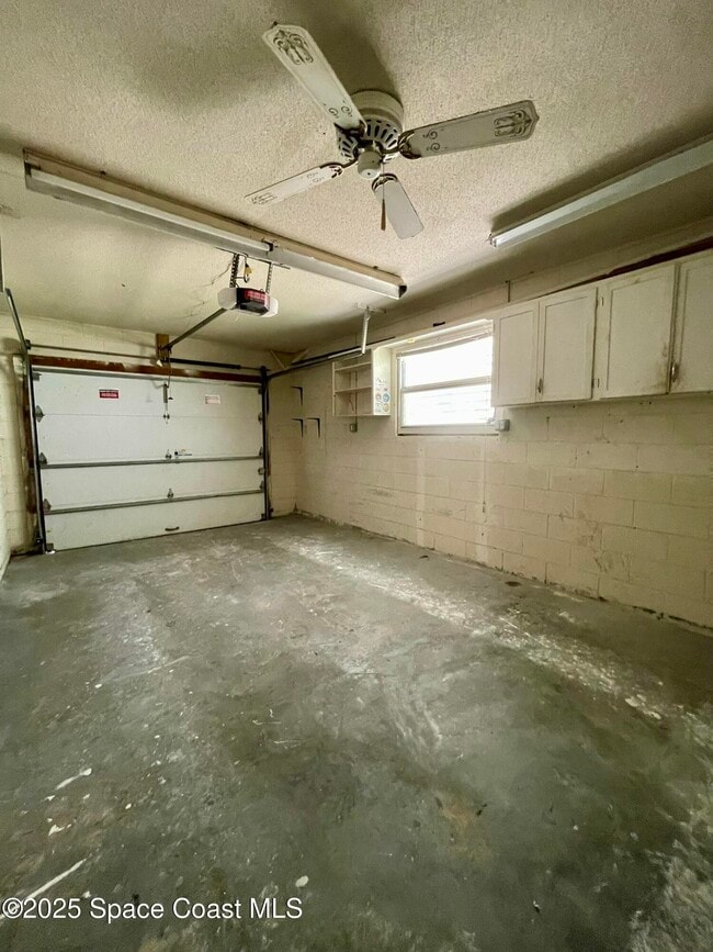 Building Photo - 420 Newfound Harbor Dr