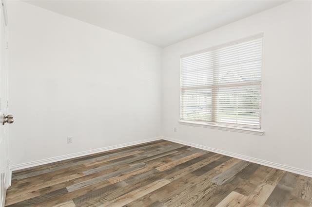 Building Photo - 2104 Miramar Dr