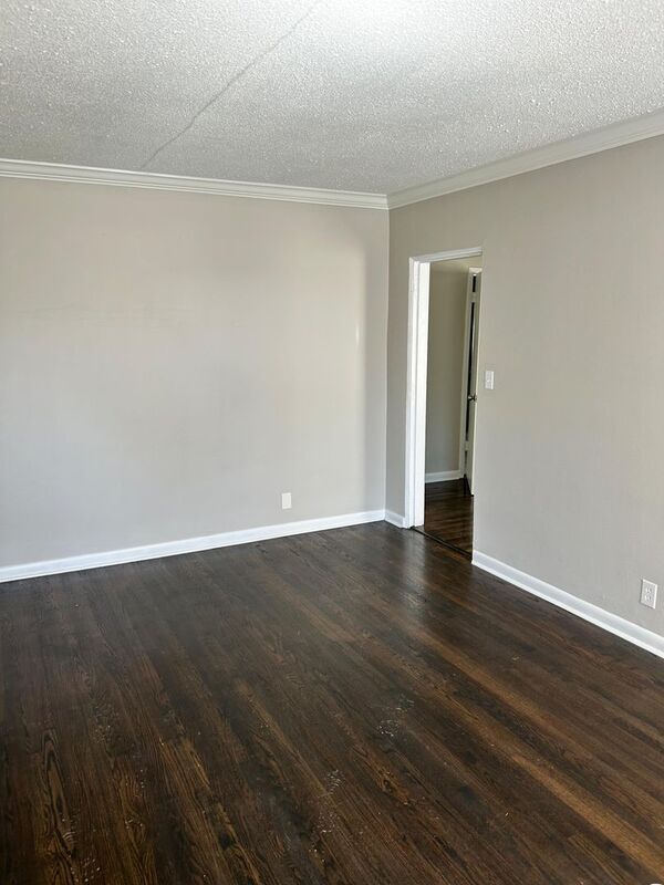 Building Photo - 525 Selma Rd