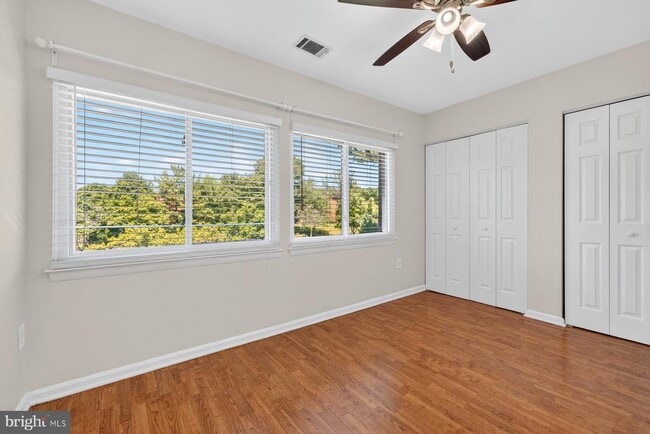 Building Photo - 18273 Leman Lake Dr
