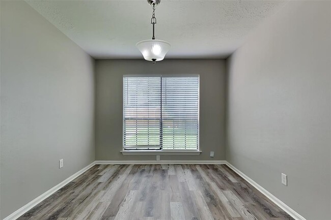 Building Photo - 3615 Darnell Ct