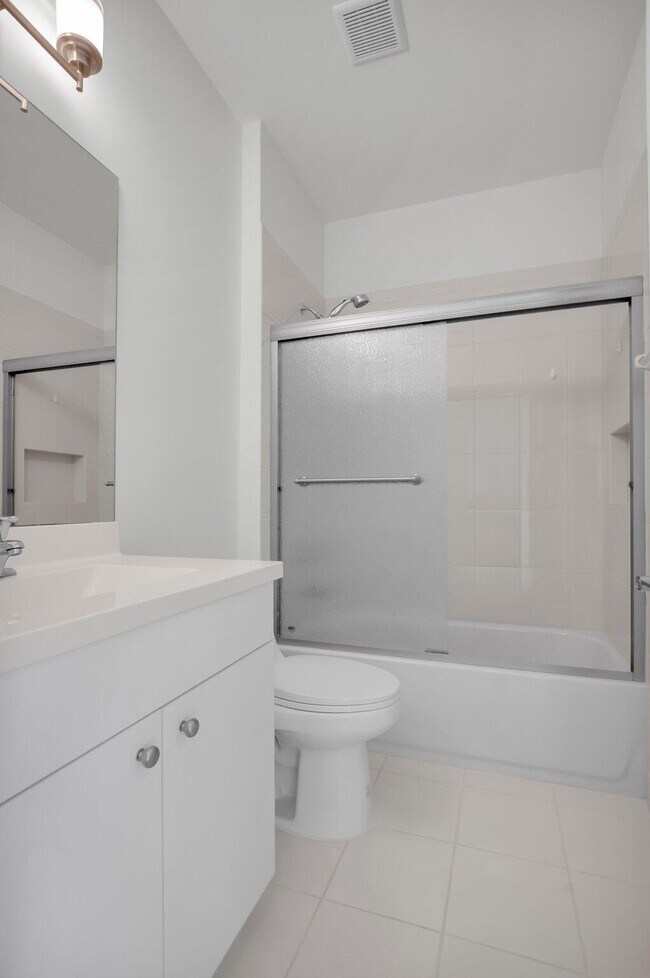 Building Photo - 15205 Seaglass Terrace Ln