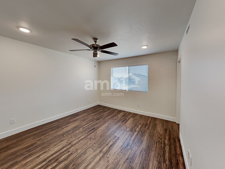 Building Photo - 2634 W 3340 S