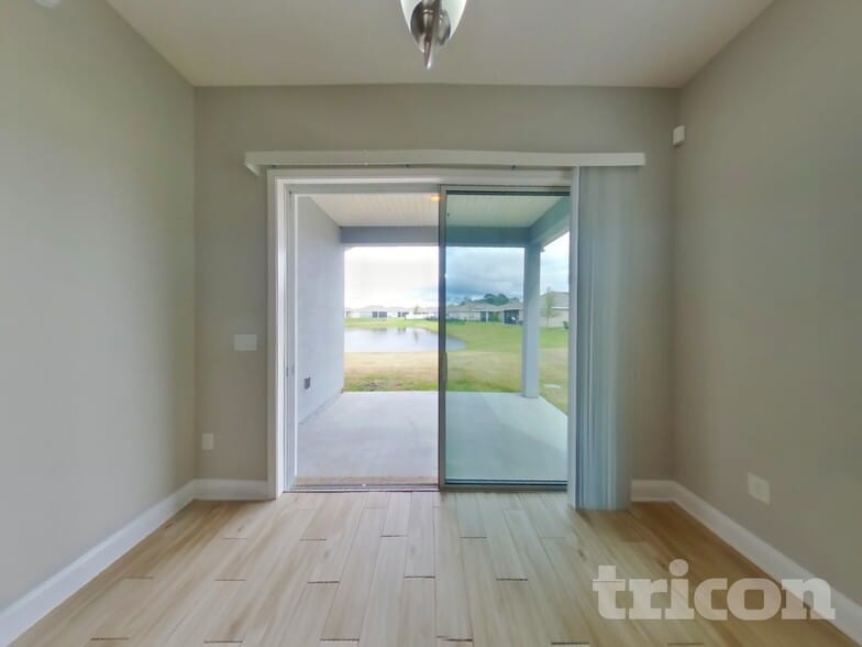 Building Photo - 10885 Chitwood Dr