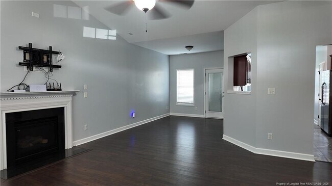 Building Photo - 5317 Nessee St