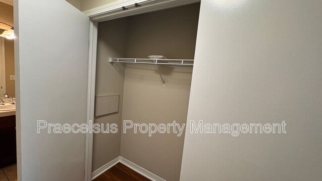 Building Photo - 530 K St