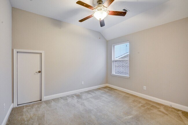 Building Photo - 27714 Dalton Bluff Ct