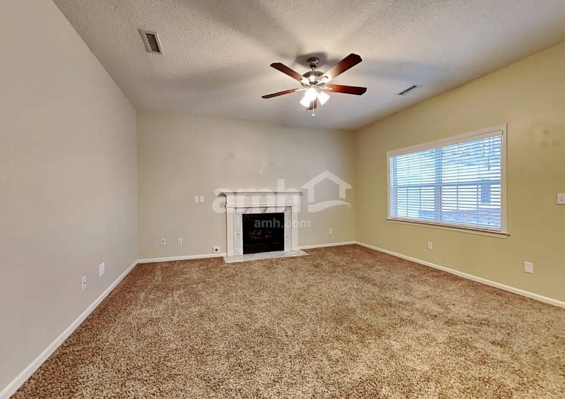Building Photo - 106 Guildford Dr