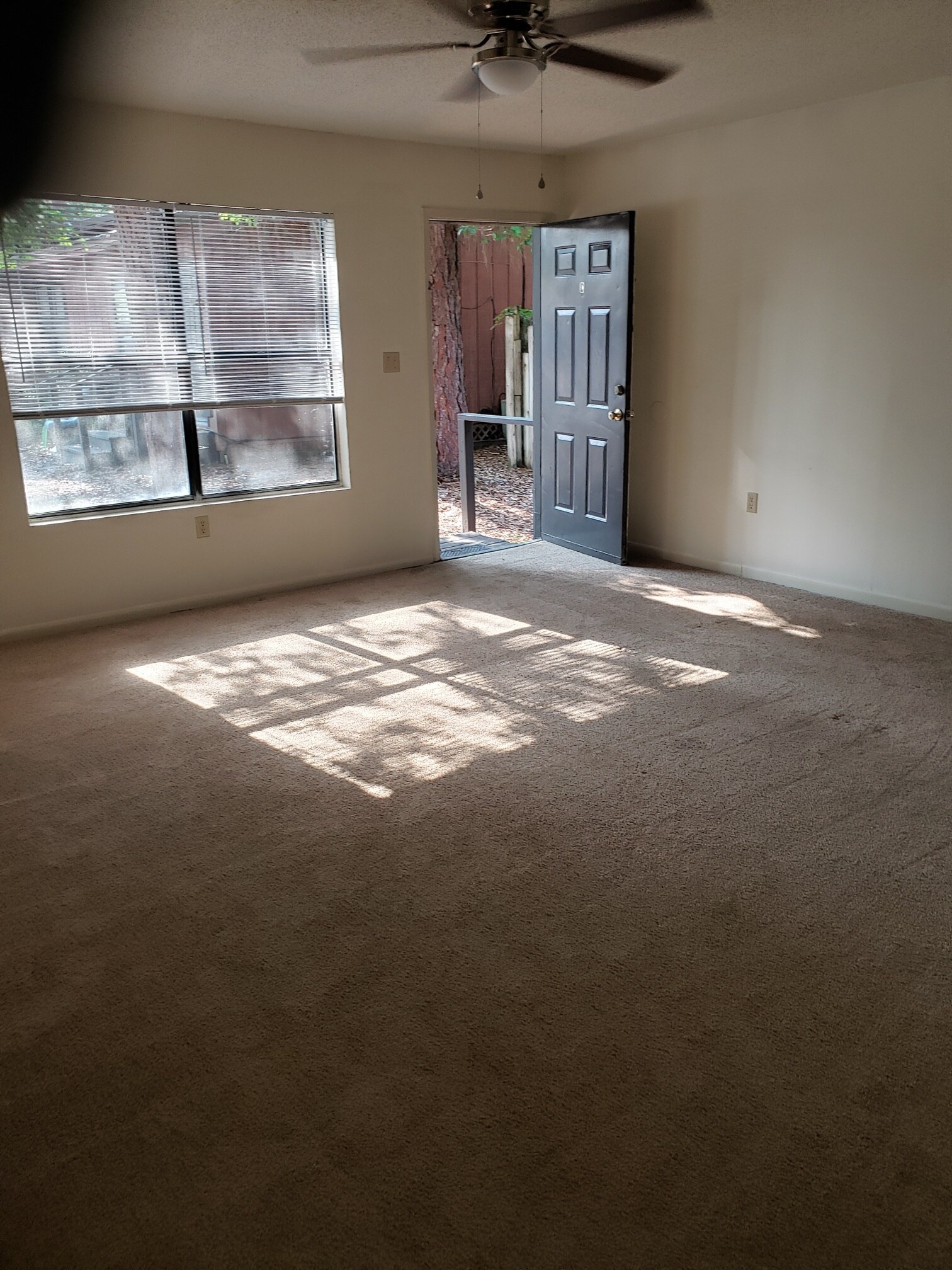 Building Photo - 50 5th St