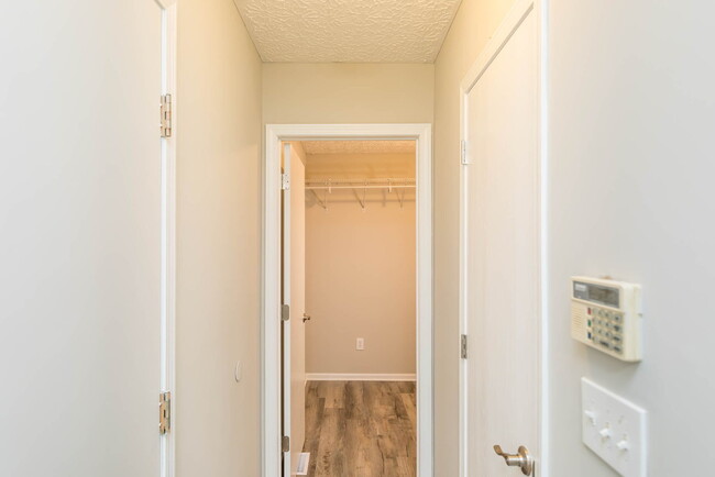 Building Photo - 5609 Blandon Run
