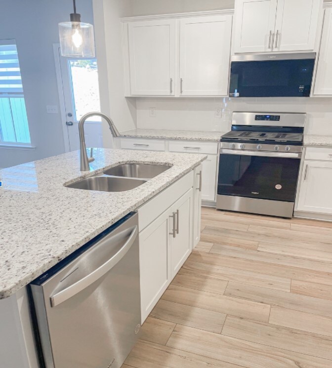 Building Photo - 612 Glen Clova Dr