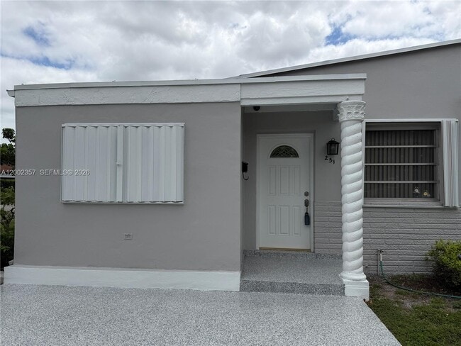 Building Photo - 251 SW 69th Ave