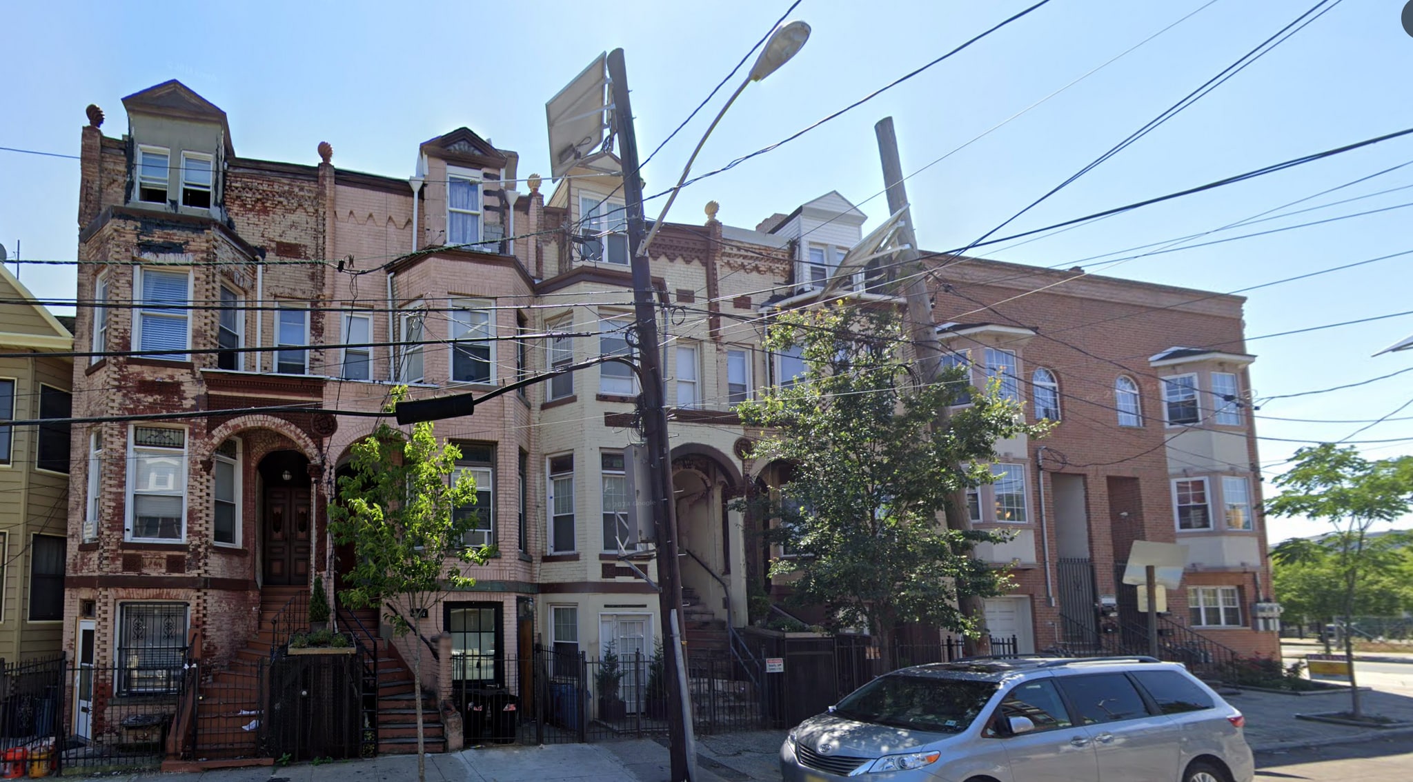 Building Photo - 183 Carteret Ave