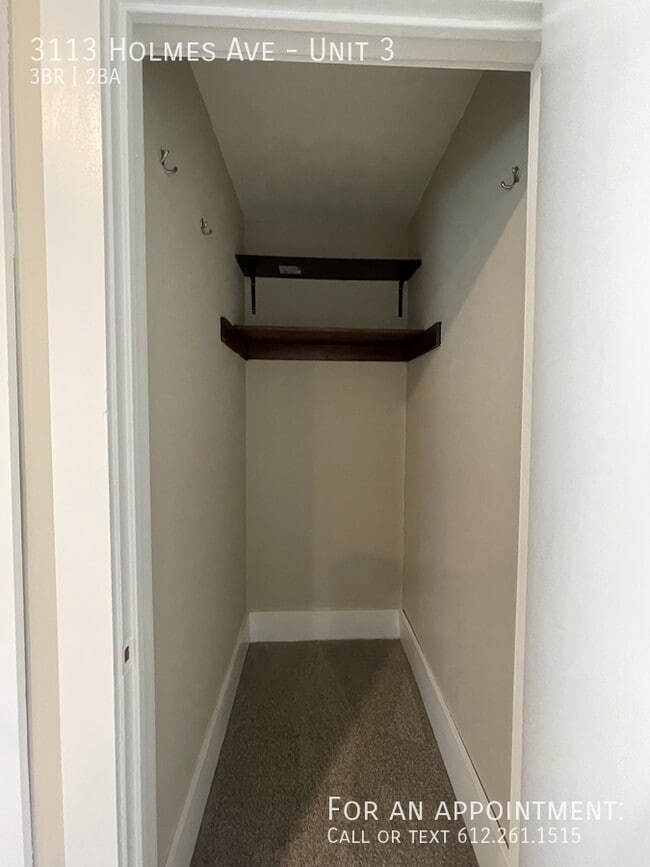 Building Photo - 3113 Holmes Ave