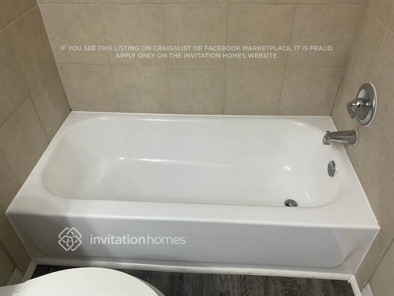 Building Photo - 2070 62nd Terrace S