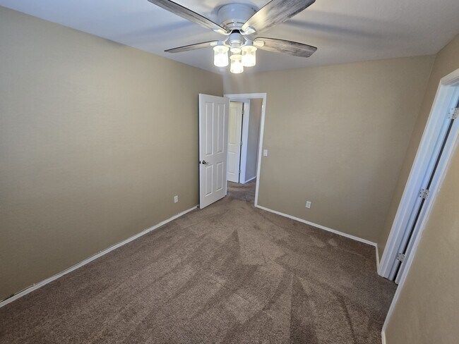 Building Photo - 6072 S Tucana Ln