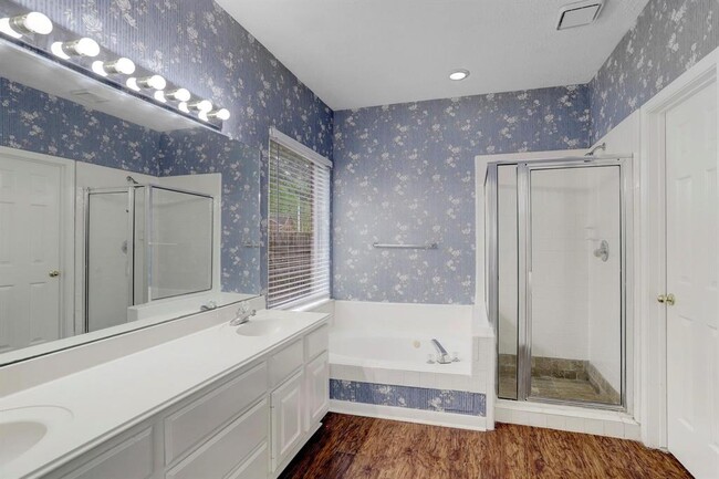 Building Photo - 14203 Cascade Falls Dr