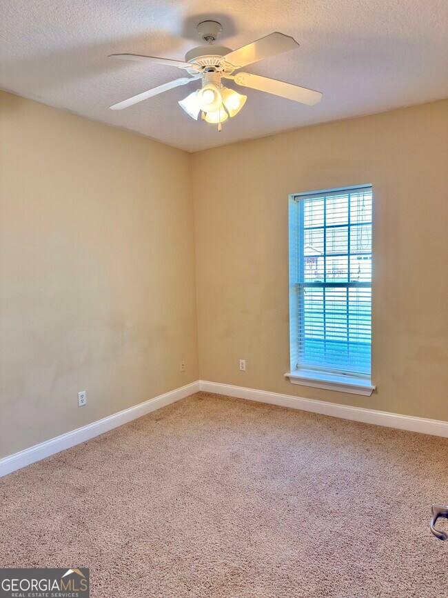 Building Photo - 38 Coastal Walk