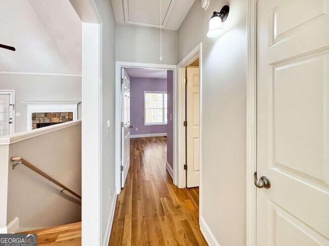 Building Photo - 239 Gallery Ct