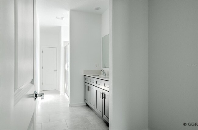 Building Photo - 3193 Country Side Dr