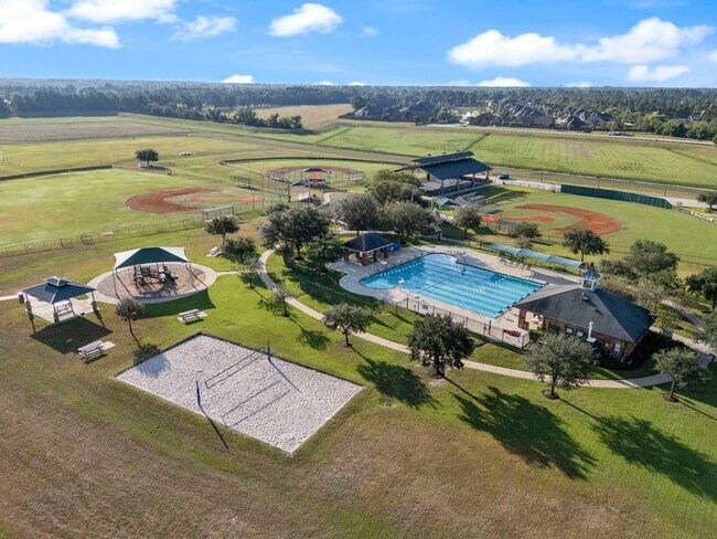 Building Photo - 9431 Thurber Ridge Dr